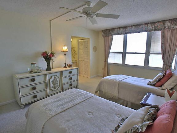4th image of 3051 S Atlantic Ave #F010