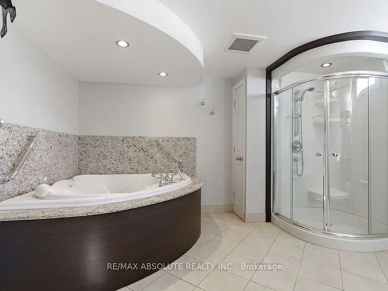 10 Elma St — Photo 15