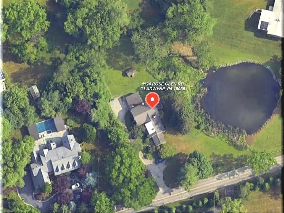 1124 Rose Glen Rd