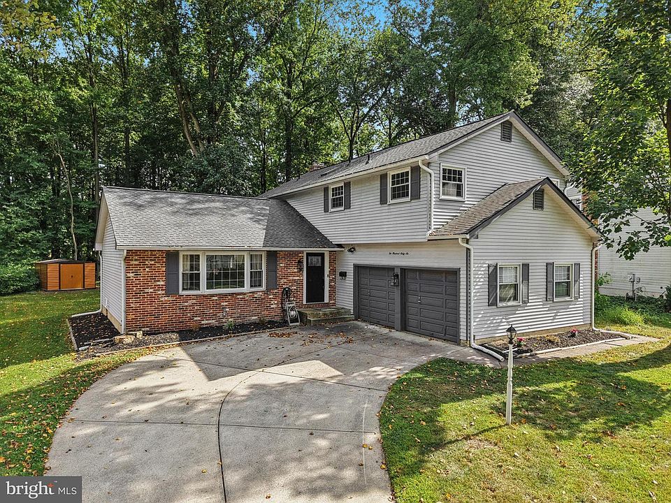 1st image of 266 Saint David Dr