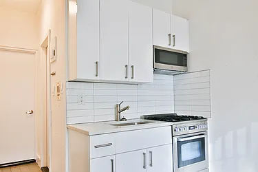 Rented by Platinum Properties