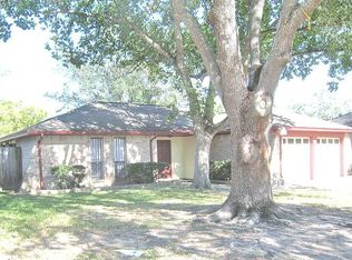 16423 Forest Bend Ave, Friendswood, TX 77546