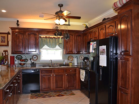 5th image of 451 Lakeland Dr #B-3