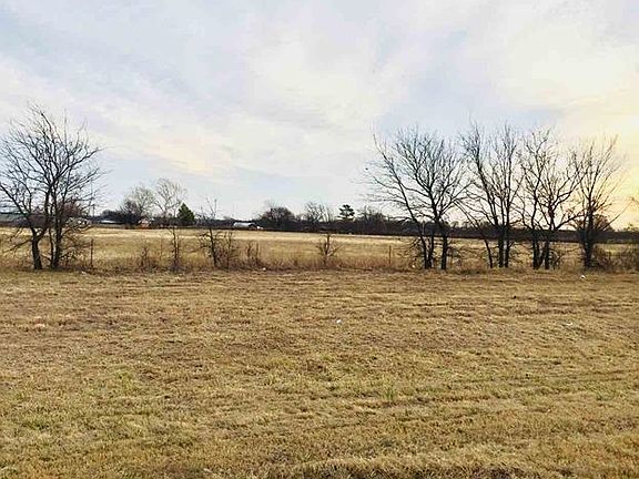 5th image of 33250 N County Road 3270