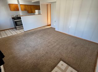 512 3rd St #4, Anita, IA 50020