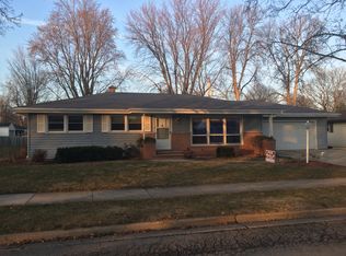 1220 Raleigh St, Green Bay, WI 54304