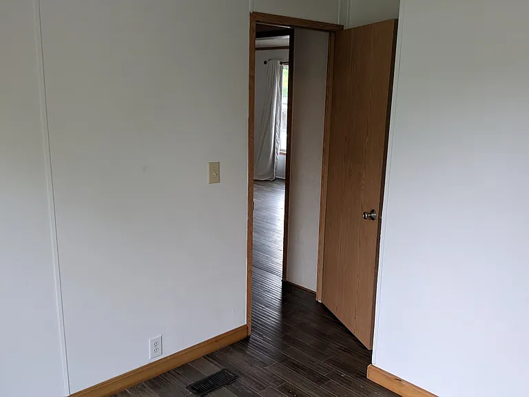 64 Rosebud Ave — Photo 11