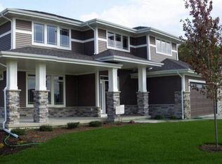 2224 Hilldale Cir, Stoughton, WI 53589