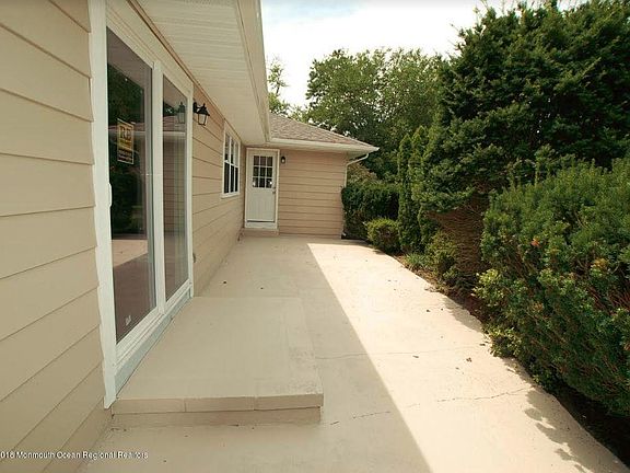 5th image of 6 Bridgetown Ct