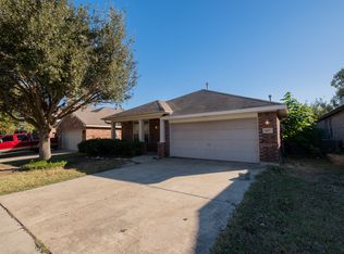 617 Chalk Knoll Rd, Fort Worth, TX 76108