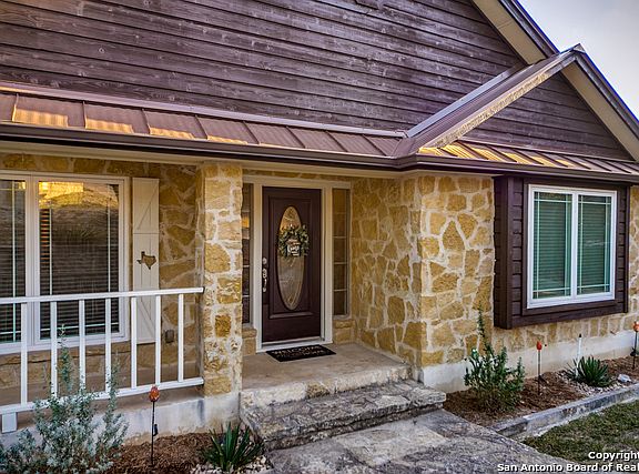 3rd image of 27502 Boerne Cave