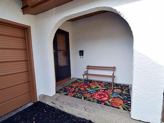 3rd image of 1267 Pegwood Ct
