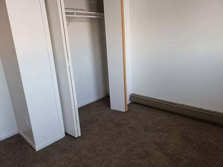 710 Laurel St — Photo 3