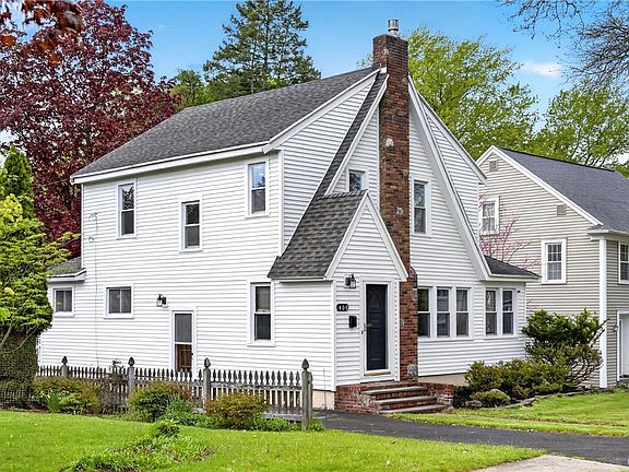 2nd image of 406 Scott Ave