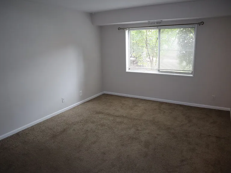 12001 Old Columbia Pike #106 — Photo 11