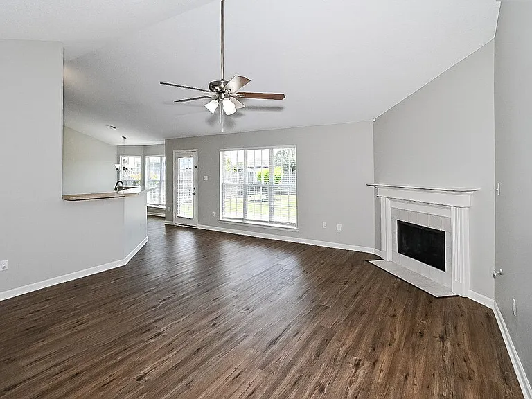 6620 Tealwood Dr — Photo 5