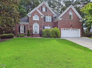 104 Carric Bend Ct, Cary, NC 27519