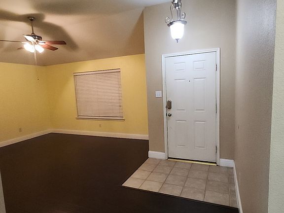 2nd image of 3316 Lake Hill Ln