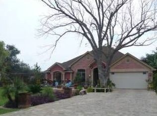 2726 N Cesar Chavez Rd, Alamo, TX 78516