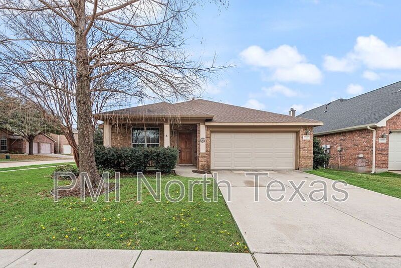 1st image of 1732 Bluebird Dr