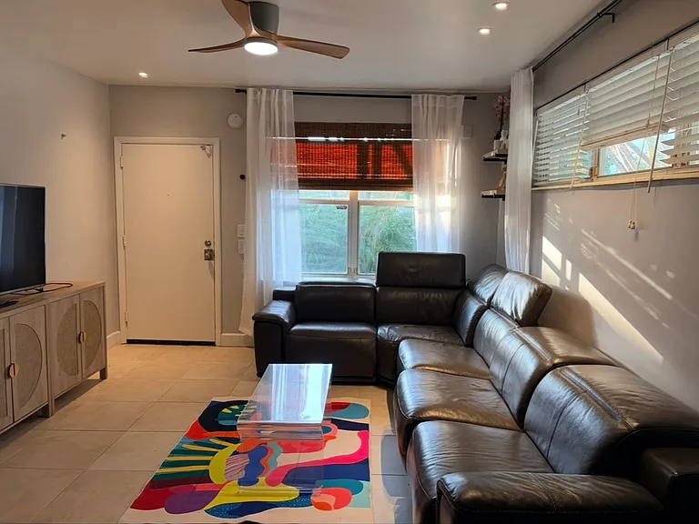 2445 Lake Pancoast Dr #4 — Photo 12