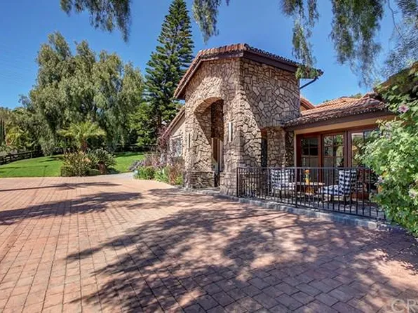 9082 Loma St, Villa Park, CA 92861