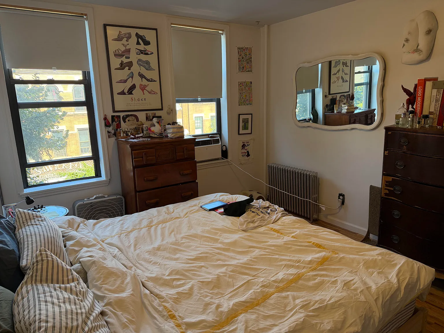 242 Irving Avenue — Photo 3