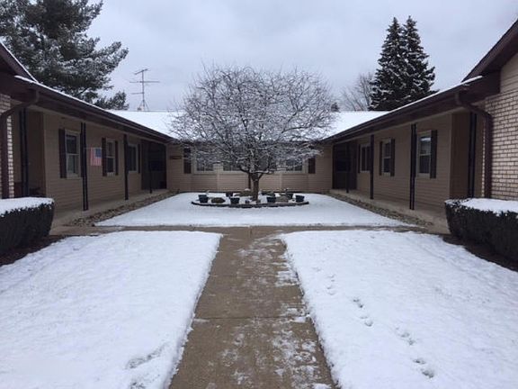2nd image of 7437 Pinegrove Ct #93