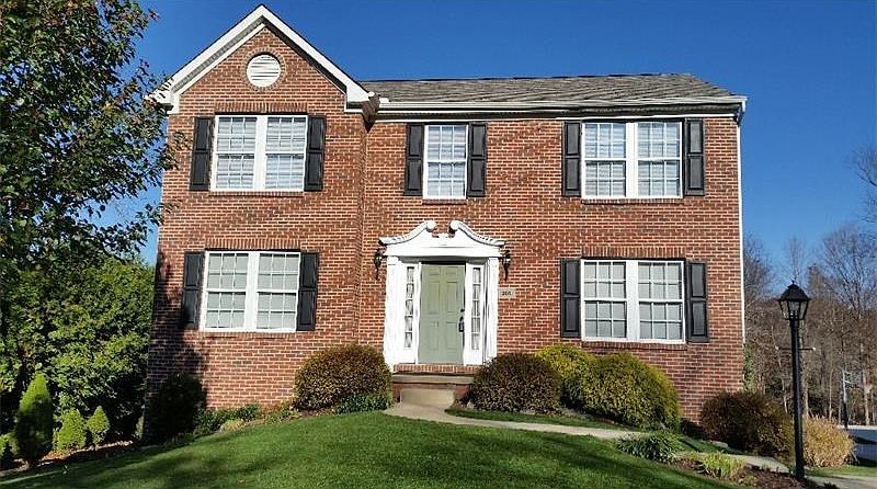 1st image of 101 Bradford Square Dr
