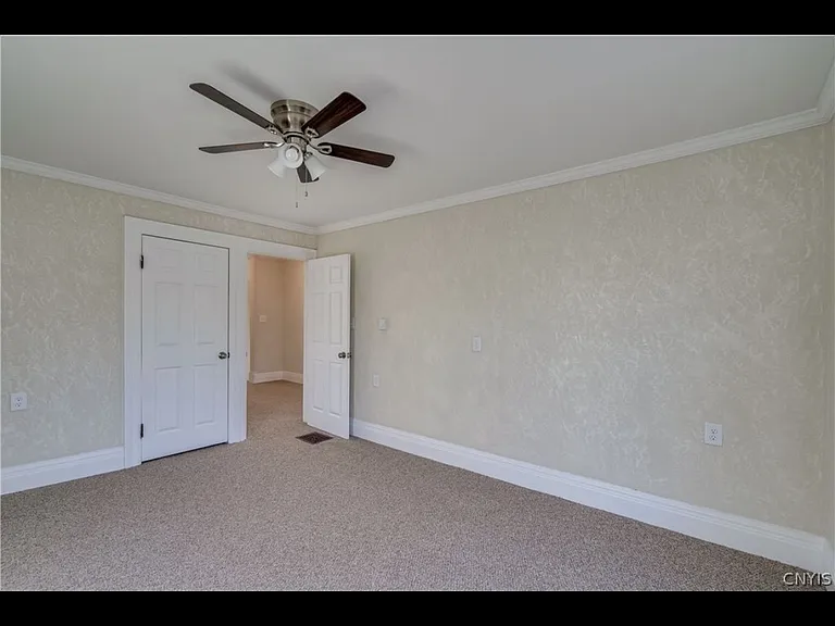 421 S Massey St — Photo 37