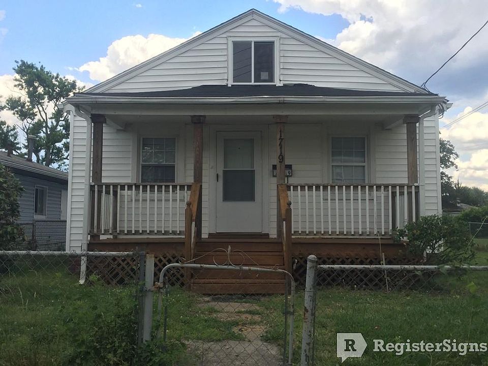 1st image of 1719 N 28th St