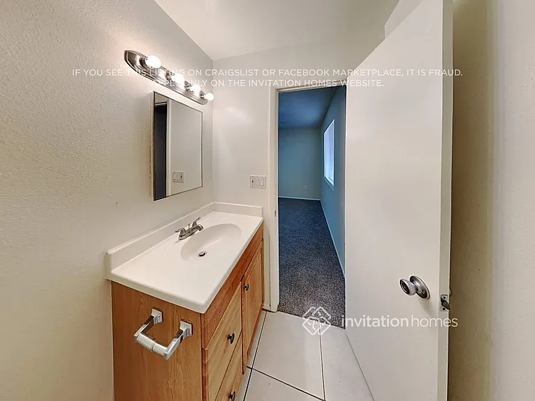 7115 W North Ln — Photo 12
