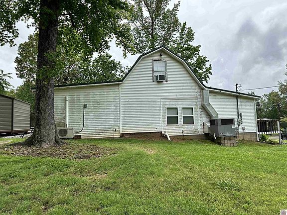 3rd image of 2873 Eggners Ferry Rd