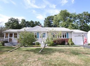 111 Bunce Rd, Wethersfield, CT 06109