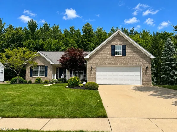 38624 Avalon Dr, North Ridgeville, OH 44039