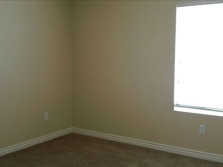 1209 W Spencer Rd — Photo 12