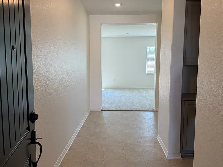 9675 Babaco St — Photo 2