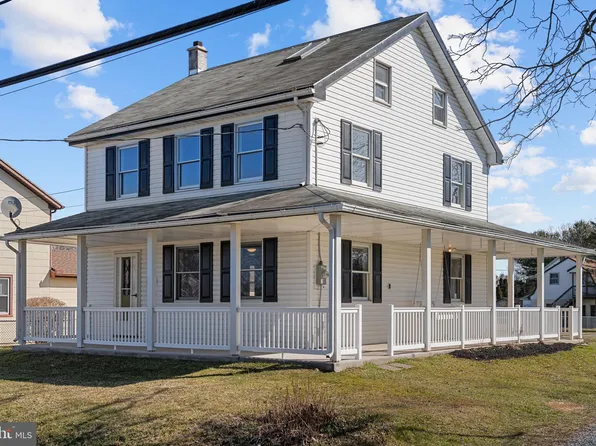 54 S Zinns Mill Rd, Lebanon, PA 17042