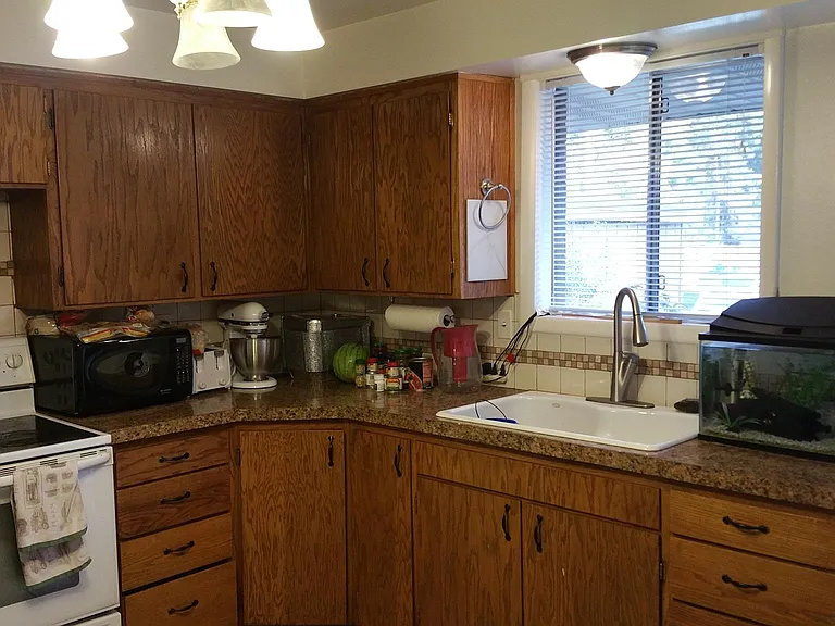 2046 N 1200 E #4 — Photo 4