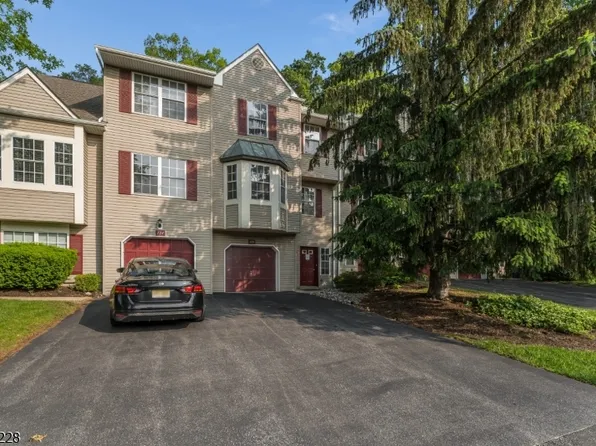 123 Pinehurst Dr, Washington Twp., NJ 07882