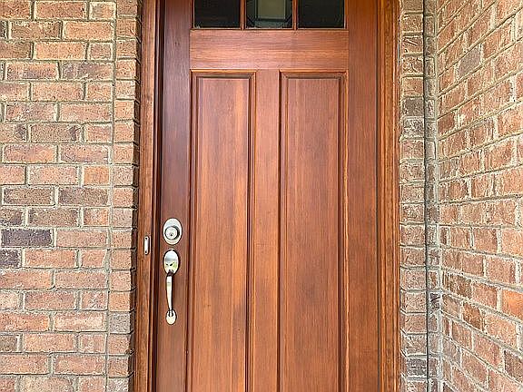 5th image of 1311 Broomsage Ln