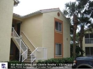 1354 The Pointe Dr, West Palm Beach, FL 33409