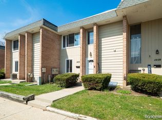 1457 N Saxony Dr SE #14, Grand Rapids, MI 49508