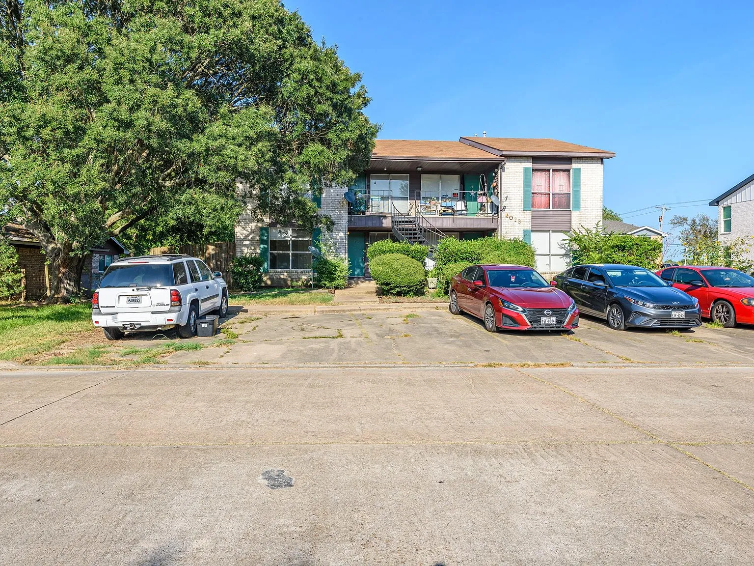 2 bed, 2.0 bath, $1,260 — Photo 2