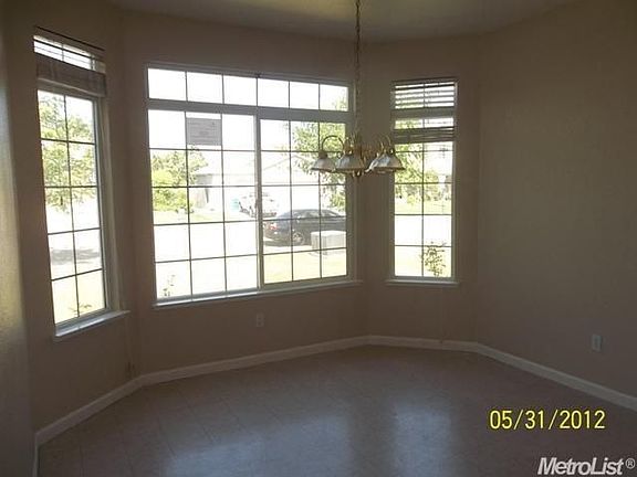4th image of 9360 Snow Creek Cir