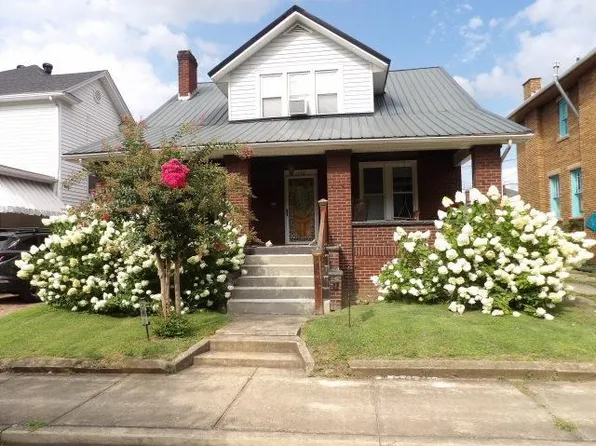 342 Etna St, Russell, KY 41169