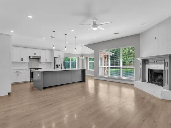 2780 Beacon Hill Dr, Rockwall, TX 75087