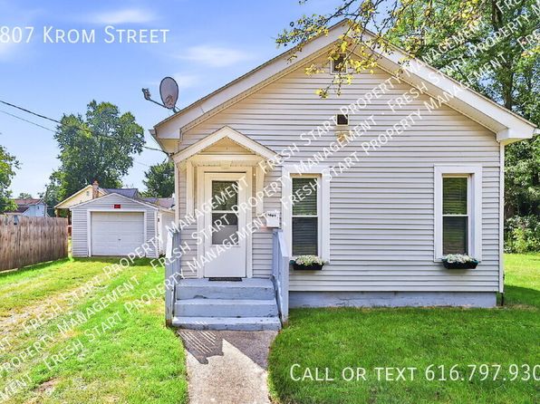 1807 Krom St