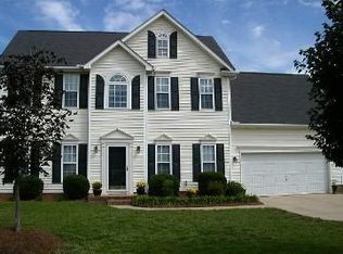 9509 Mitchell Glen Dr, Charlotte, NC 28277