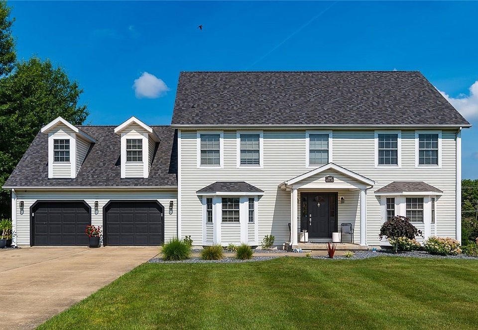1st image of 1460 Colburn Dr